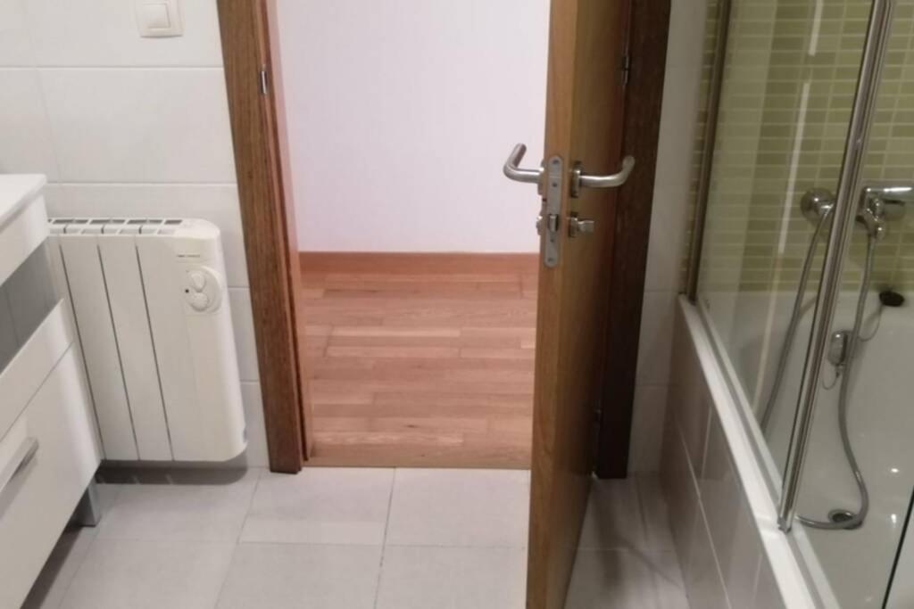 Acogedor Apartamento Atico En El Centro De O Porriño Екстериор снимка