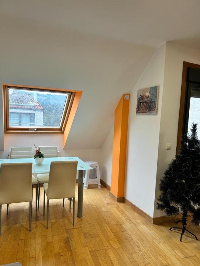 Acogedor Apartamento Atico En El Centro De O Porriño Екстериор снимка