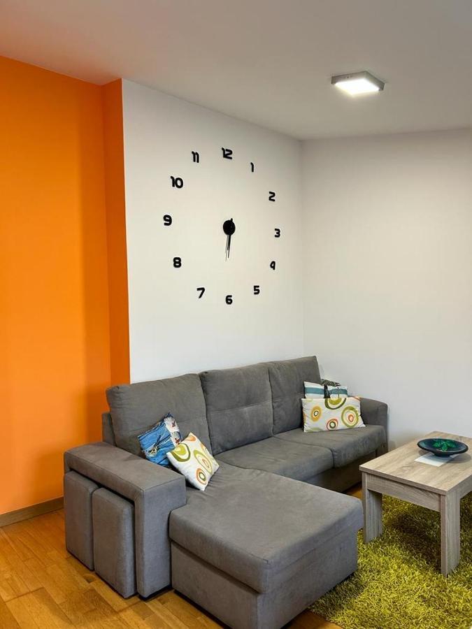 Acogedor Apartamento Atico En El Centro De O Porriño Екстериор снимка